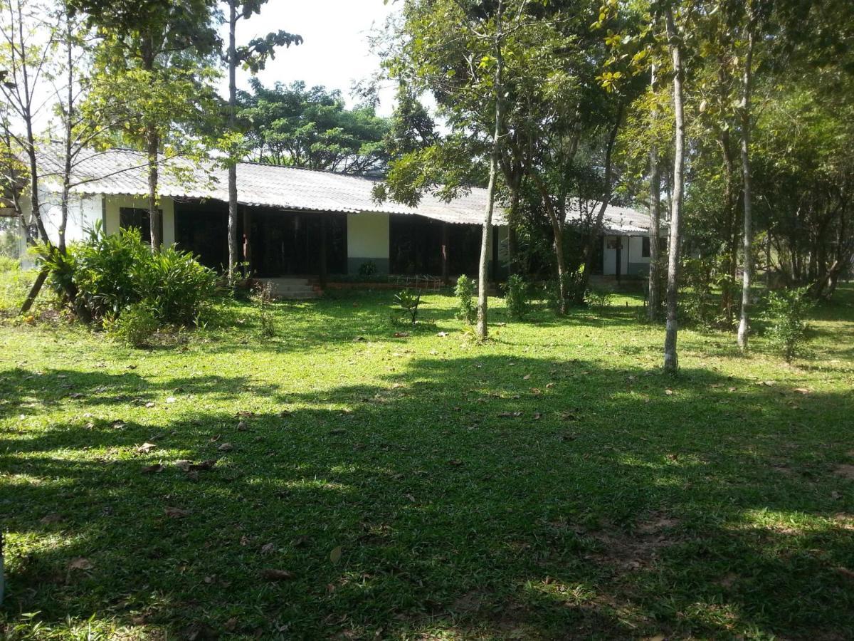 Isaan Perazim Park Hotell Roi Et Exteriör bild