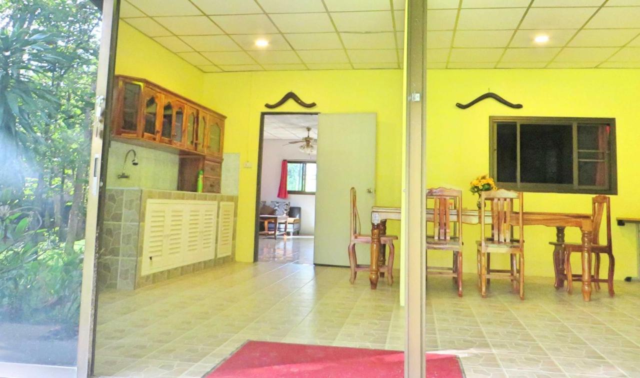 Isaan Perazim Park Hotell Roi Et Exteriör bild