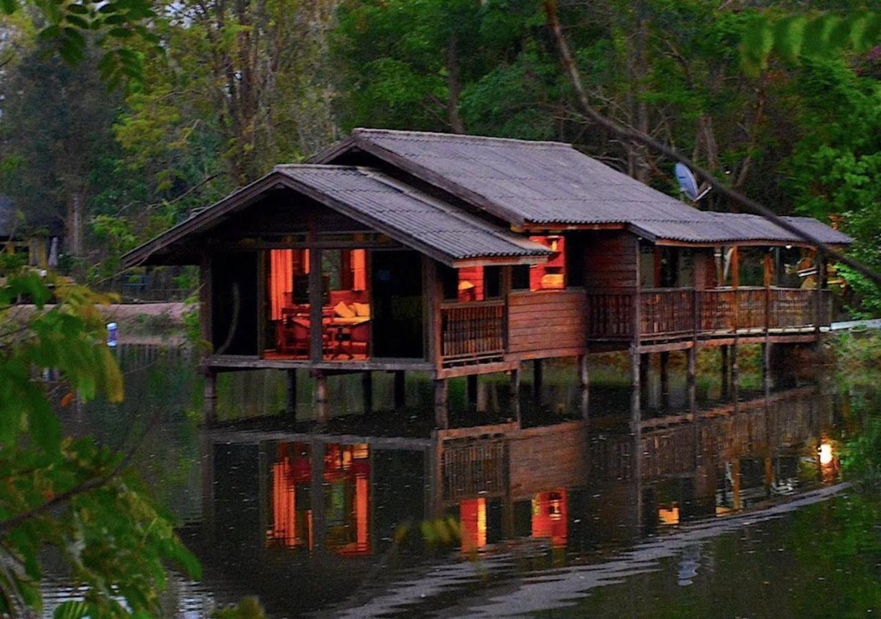 Isaan Perazim Park Hotell Roi Et Exteriör bild
