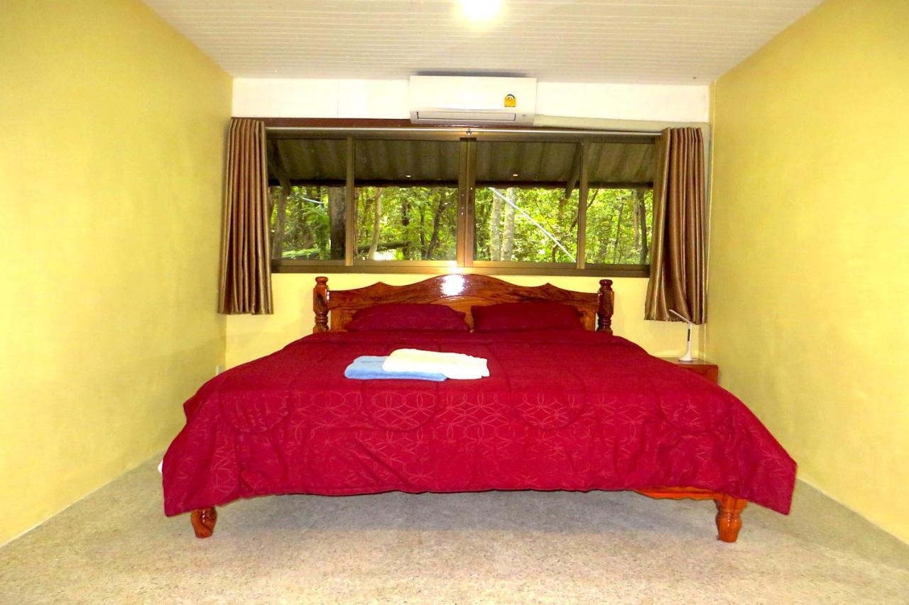 Isaan Perazim Park Hotell Roi Et Exteriör bild